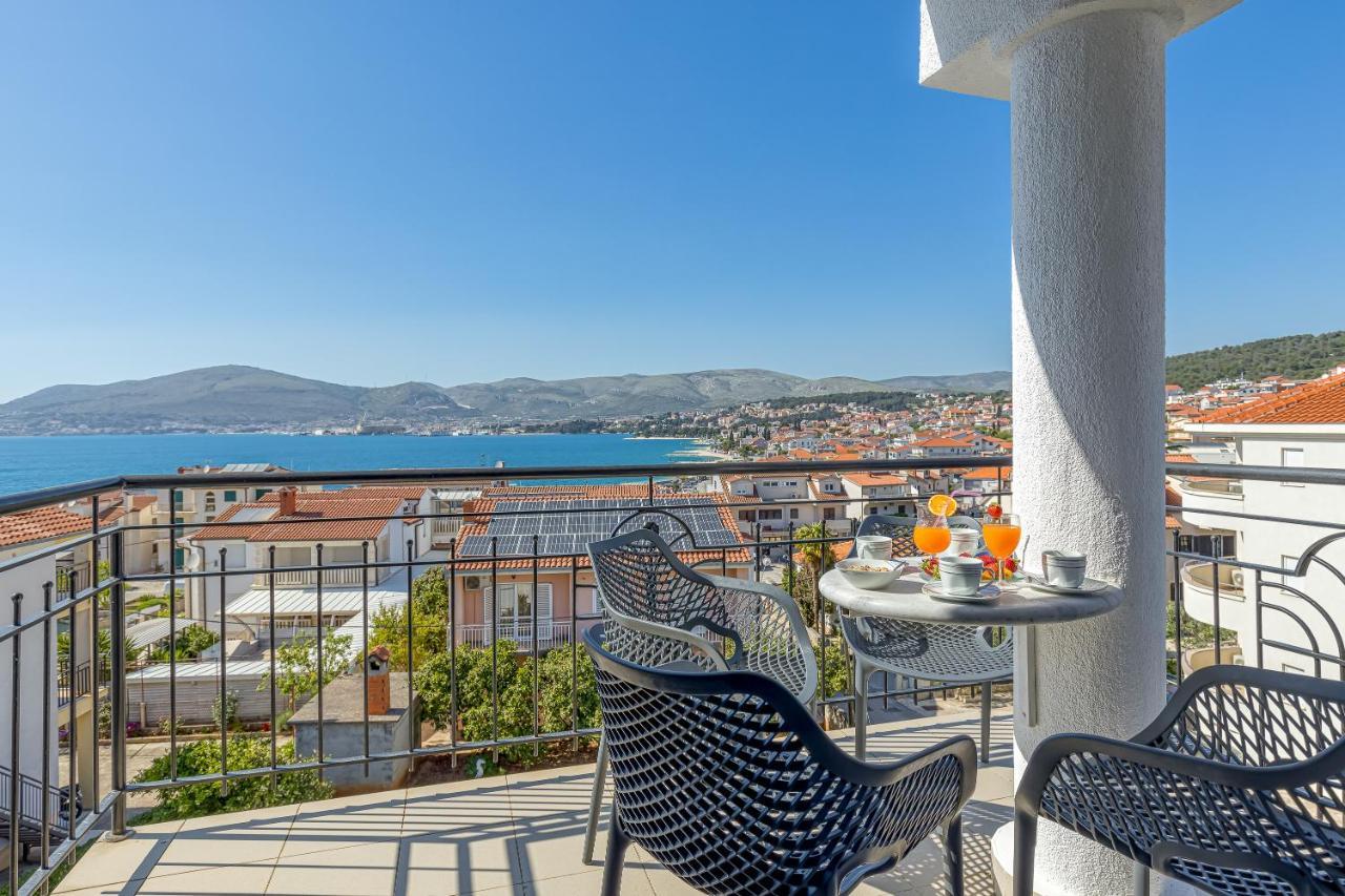 Villa Mihaela Trogir Extérieur photo