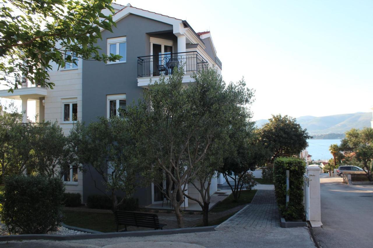 Villa Mihaela Trogir Extérieur photo